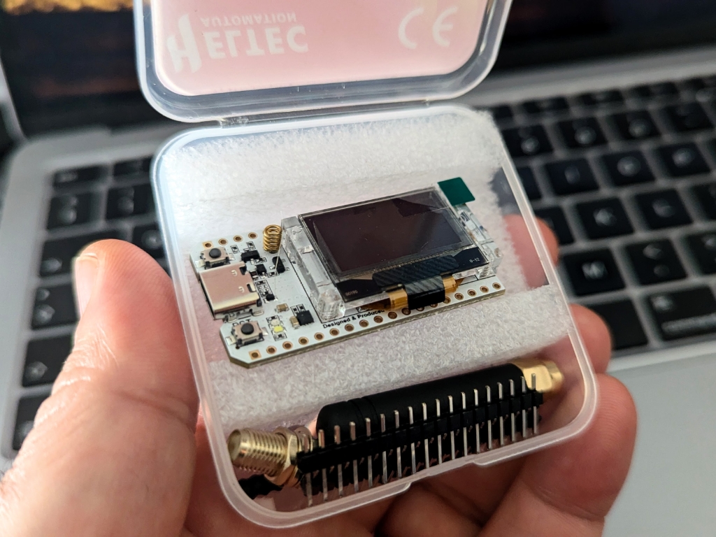 The LoRa kits arrived.